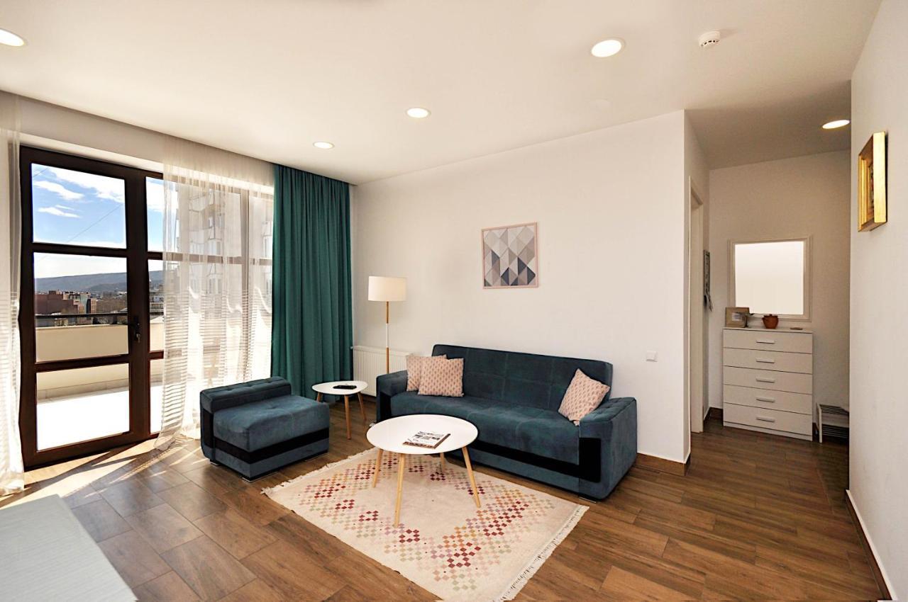 Bfg Suites Apartments Тбилиси Экстерьер фото